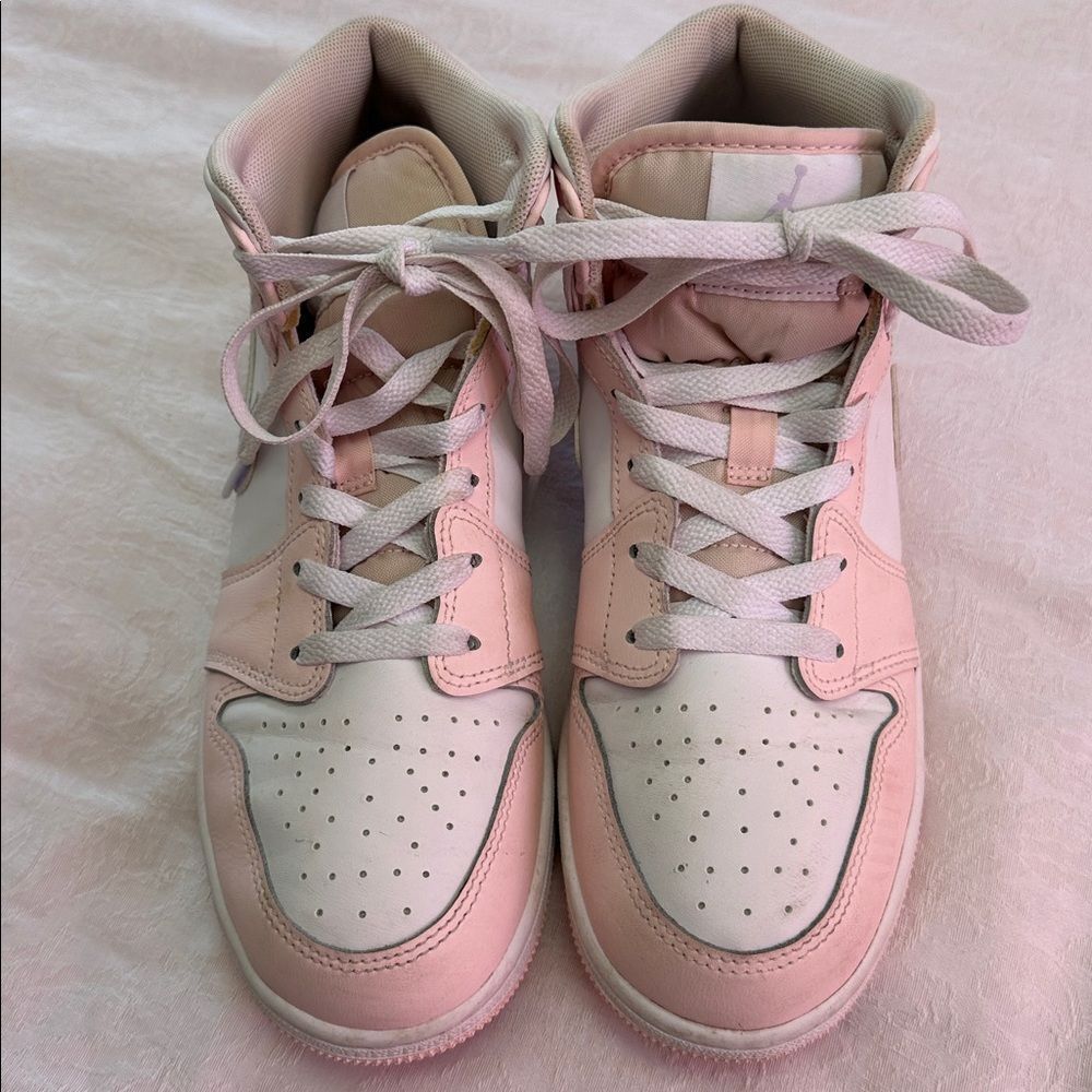 Nike Air Jordan Sneakers 1 Mid GS Pink Wash/Violet Frost/White Size 6.5 Copy - Picture 4 of 11